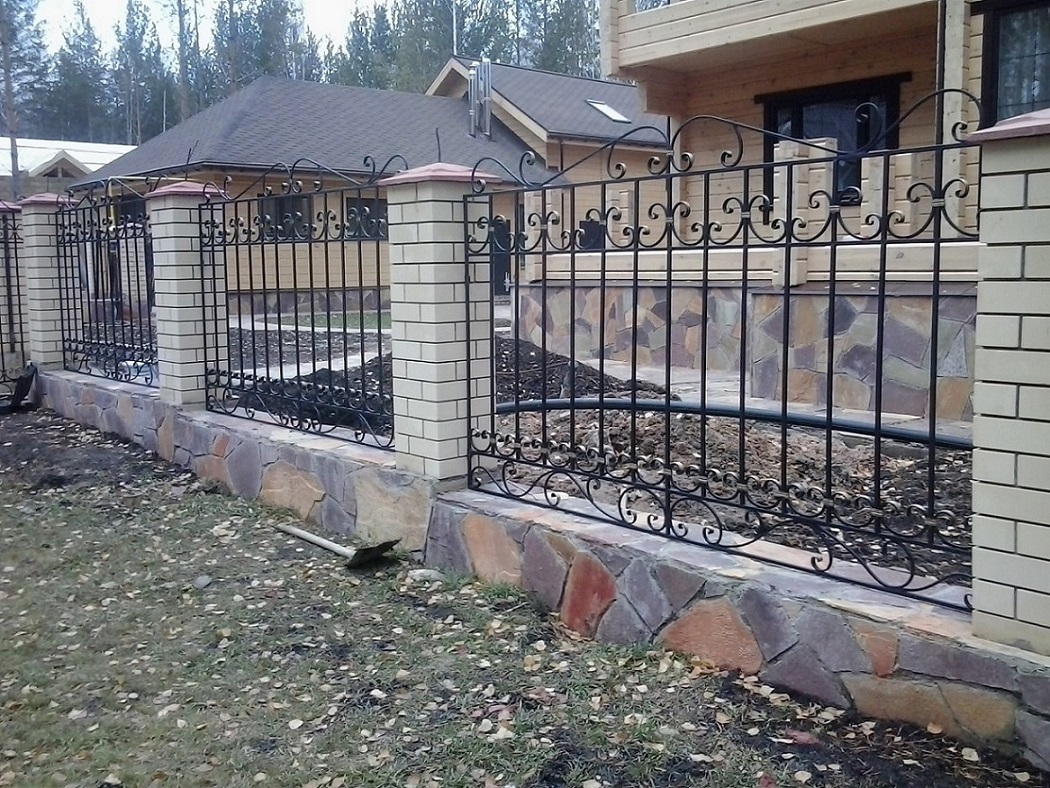 Заборы и ограждения